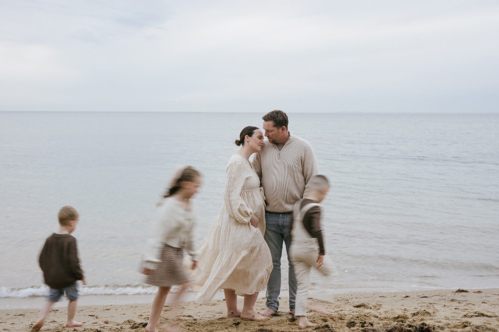Relaxed Couples Photography in Melbourne: Poses and Locations | Gill Juergens Photography
