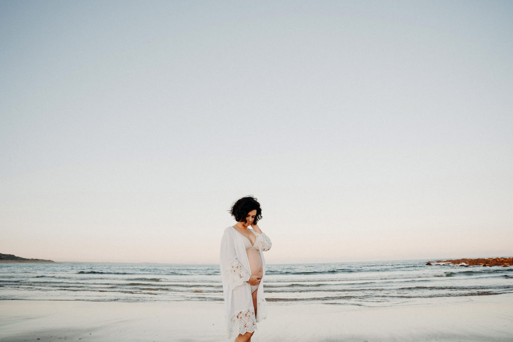 Family, Wedding & Newborn Photographer in Melbourne | Gill Juergens Photography | Baby bump at the beach | Gill Juergens Photography