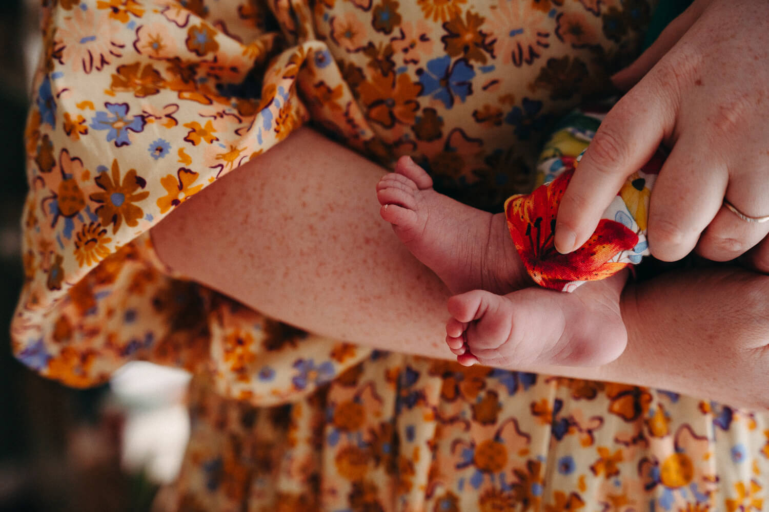 Family, Wedding & Newborn Photographer in Melbourne | Gill Juergens Photography | Bright and Colourful Newborn Photos | Gill Juergens Photography