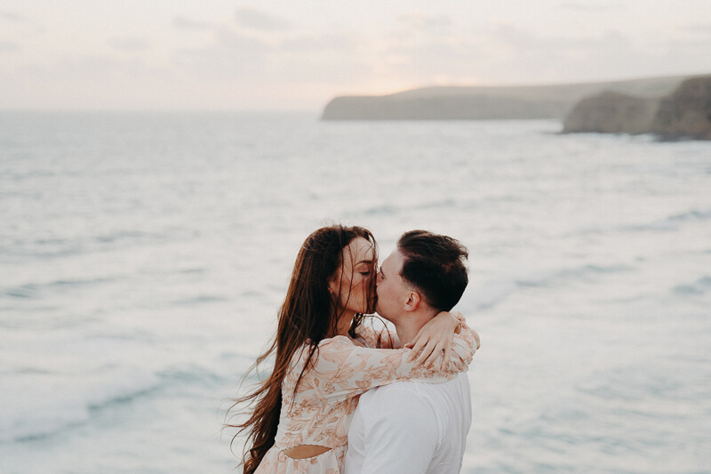 Family, Wedding & Newborn Photographer in Melbourne | Gill Juergens Photography | Photos that celebrate you as a couple | Gill Juergens Photography