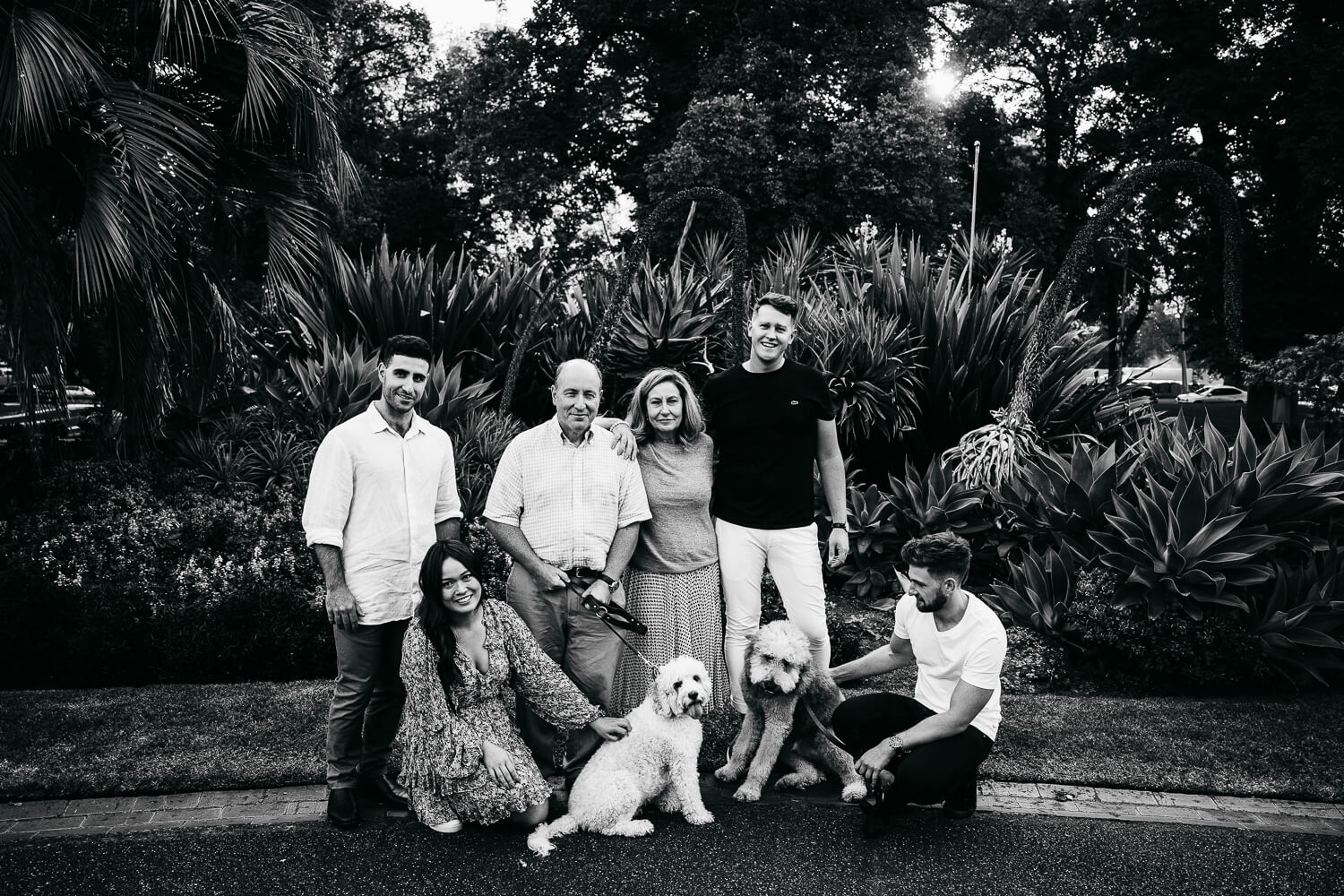 Family, Wedding & Newborn Photographer in Melbourne | Gill Juergens Photography | Dogs are always welcome! | Gill Juergens Photography