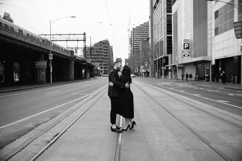 Family, Wedding & Newborn Photographer in Melbourne | Gill Juergens Photography | Engagement - love in the city of Melbourne | Gill Juergens Photography