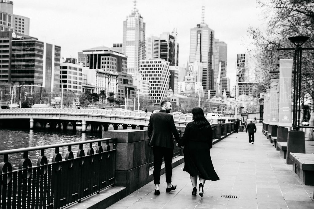 Engagement - love in the city of Melbourne | Gill Juergens Photography