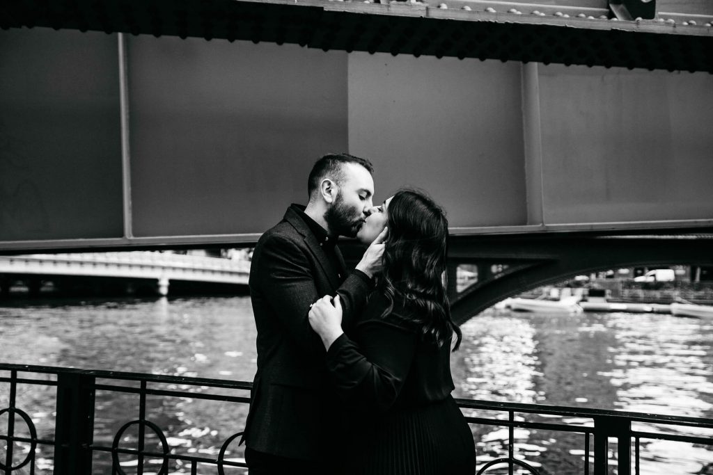 Family, Wedding & Newborn Photographer in Melbourne | Gill Juergens Photography | Engagement - love in the city of Melbourne | Gill Juergens Photography