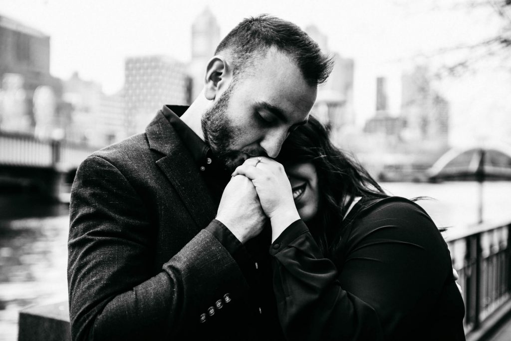 Family, Wedding & Newborn Photographer in Melbourne | Gill Juergens Photography | Engagement - love in the city of Melbourne | Gill Juergens Photography