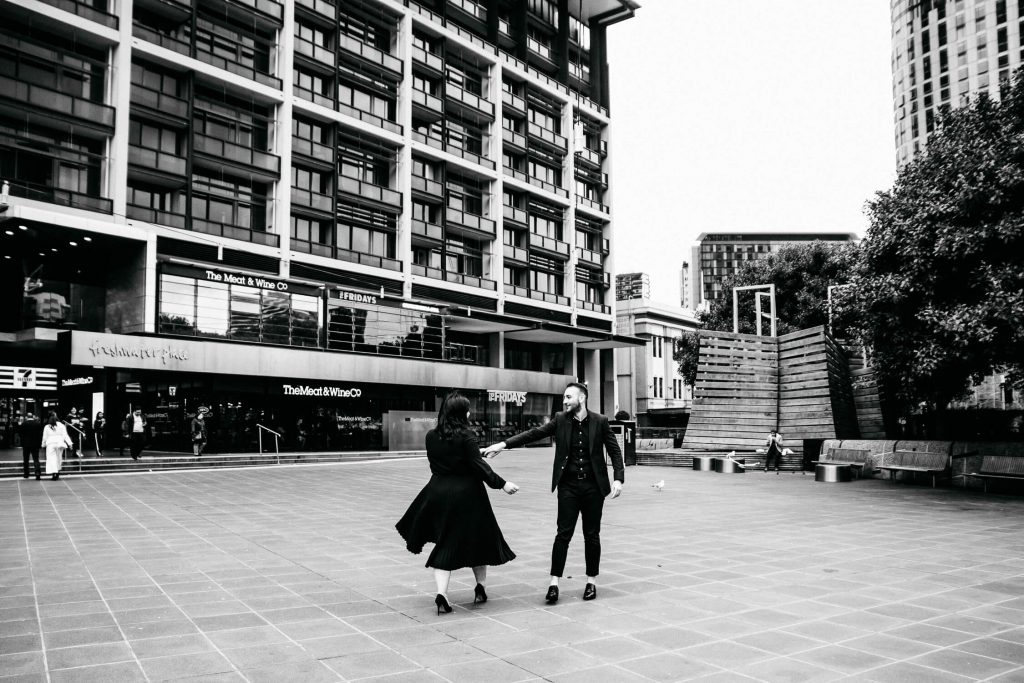 Family, Wedding & Newborn Photographer in Melbourne | Gill Juergens Photography | Engagement - love in the city of Melbourne | Gill Juergens Photography