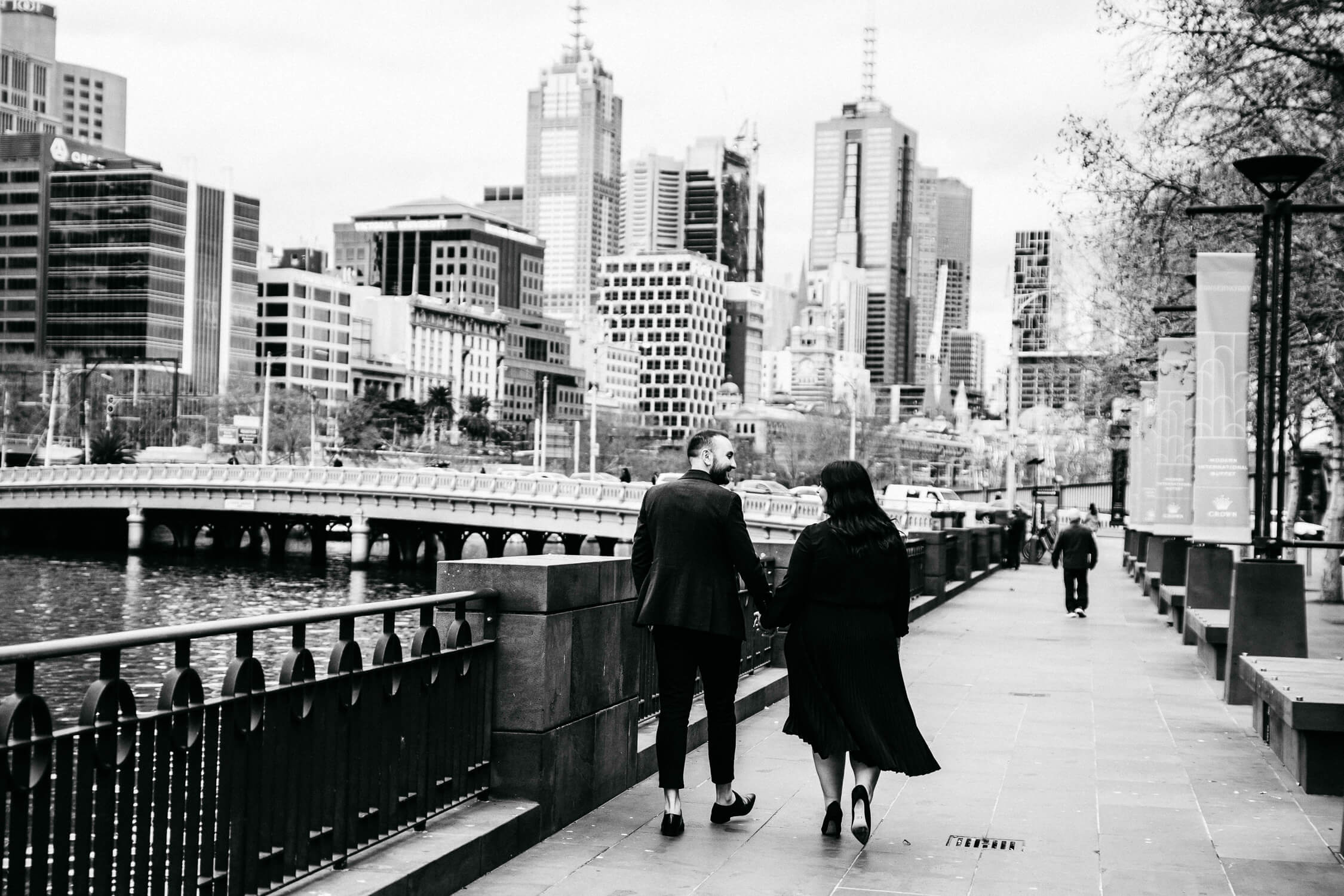 Family, Wedding & Newborn Photographer in Melbourne | Gill Juergens Photography | Engagement - love in the city of Melbourne | Gill Juergens Photography