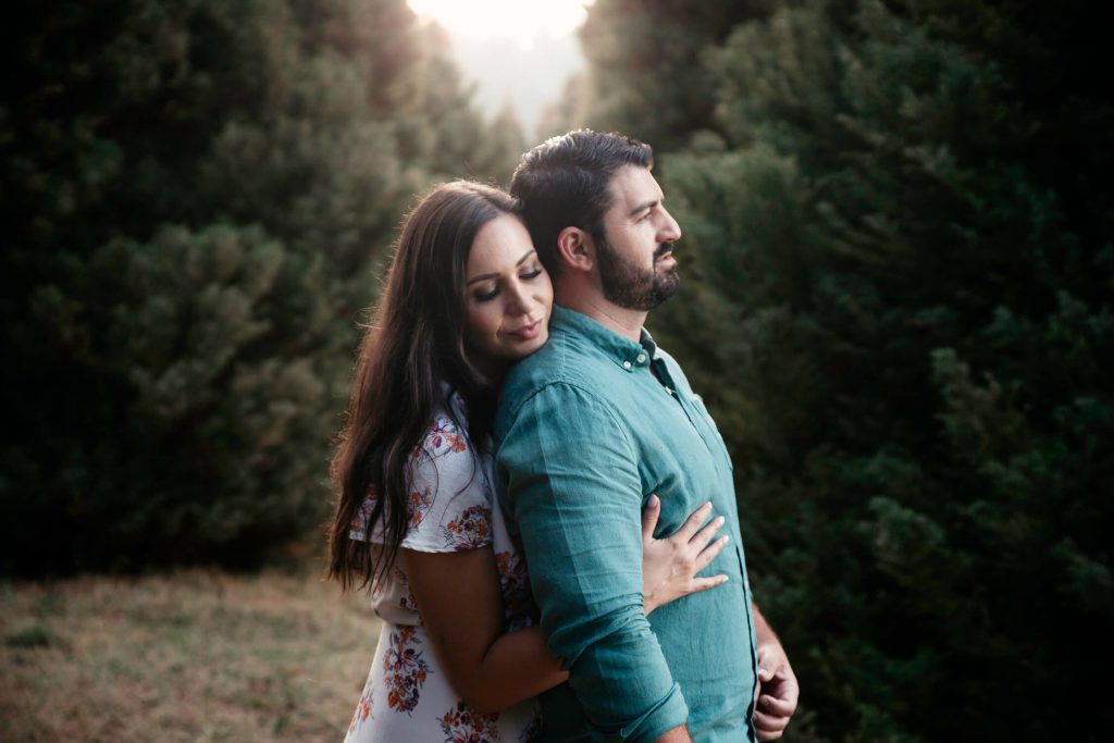 Family, Wedding & Newborn Photographer in Melbourne | Gill Juergens Photography | Engagement - love in the hills | Gill Juergens Photography