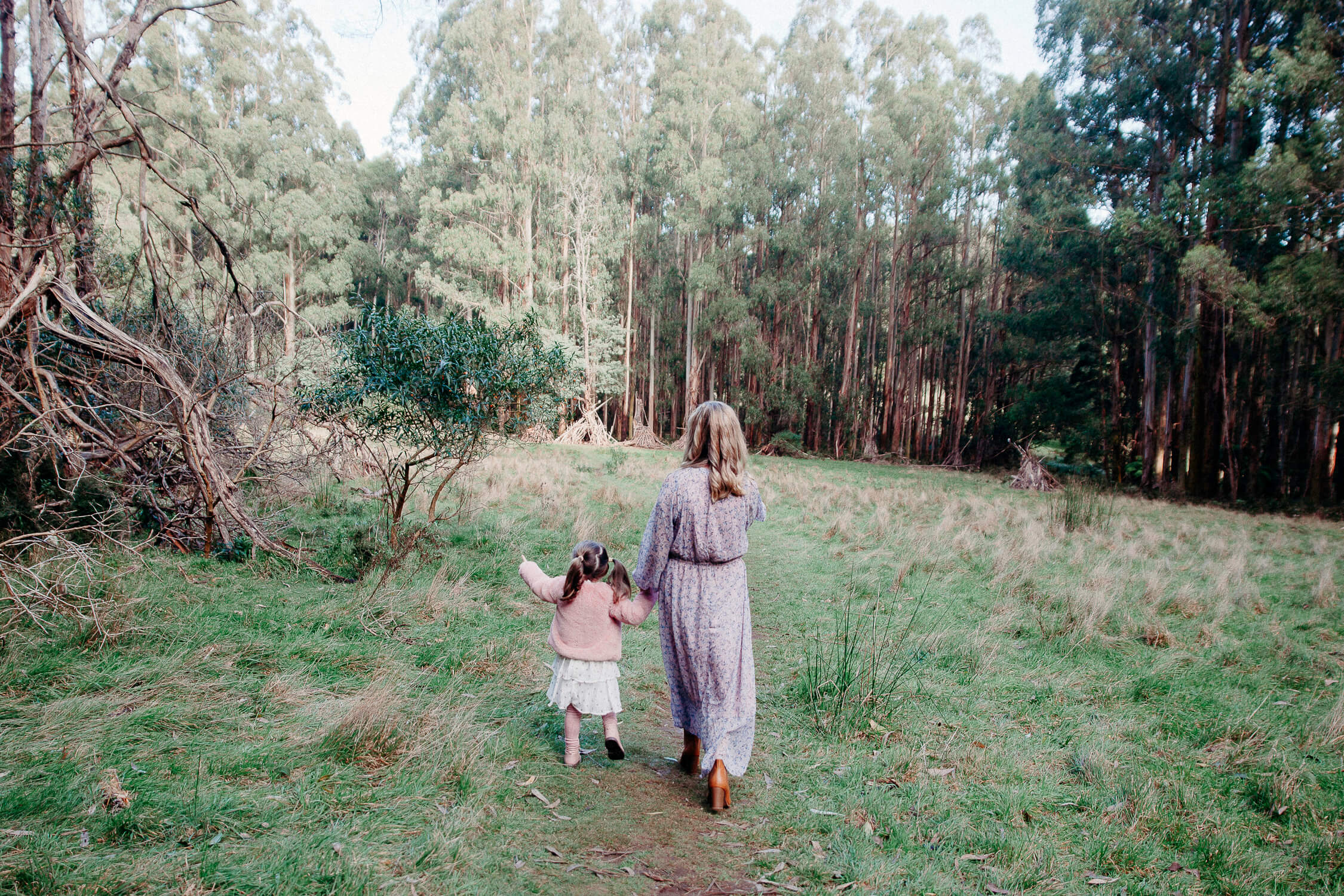 Family, Wedding & Newborn Photographer in Melbourne | Gill Juergens Photography | Family - dragons' nests | Gill Juergens Photography