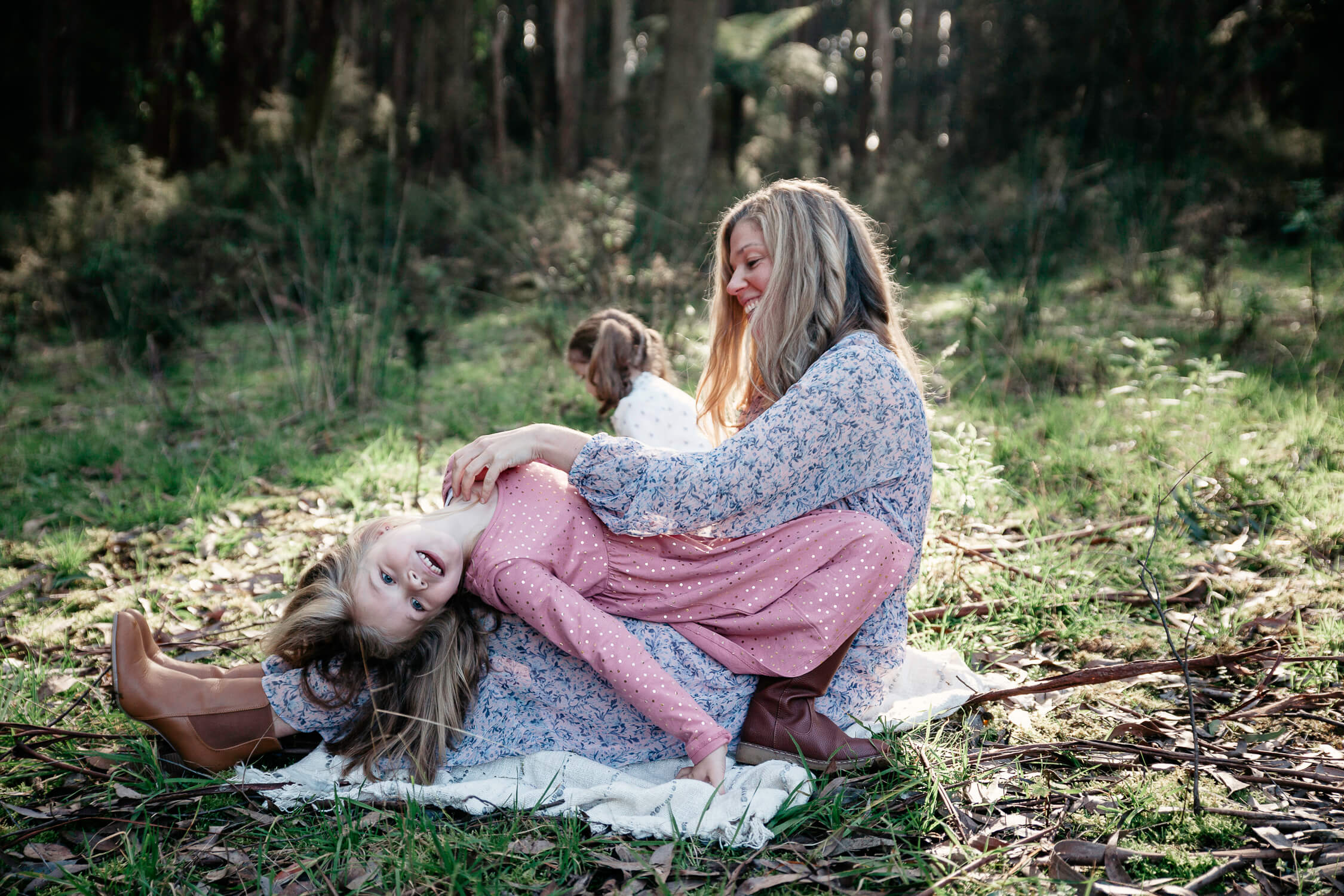 Family, Wedding & Newborn Photographer in Melbourne | Gill Juergens Photography | Family - dragons' nests | Gill Juergens Photography