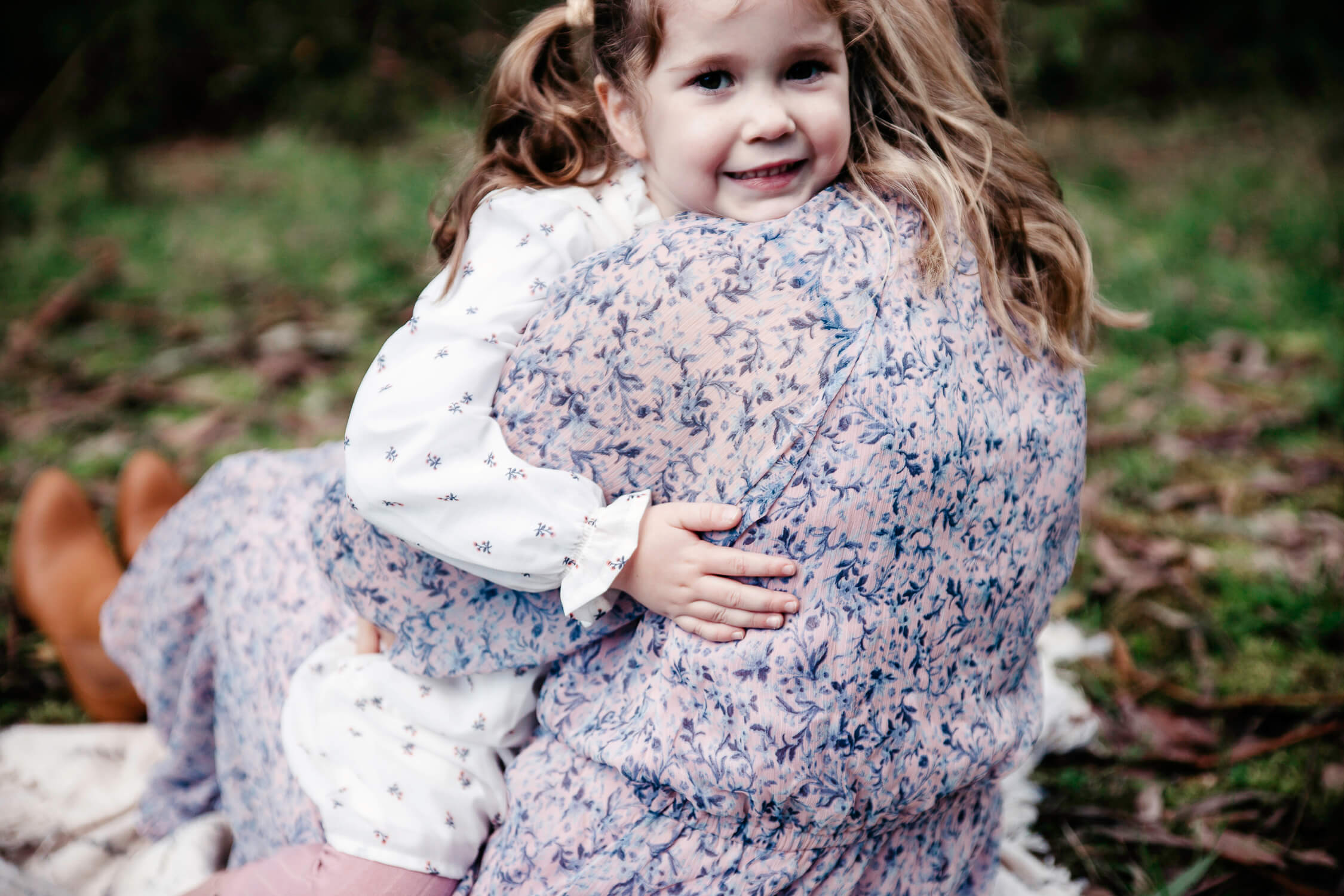Family, Wedding & Newborn Photographer in Melbourne | Gill Juergens Photography | Family - dragons' nests | Gill Juergens Photography