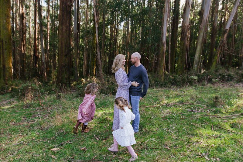 Family, Wedding & Newborn Photographer in Melbourne | Gill Juergens Photography | Family photos in Kallista, The Dandenong Ranges | Gill Juergens Photography