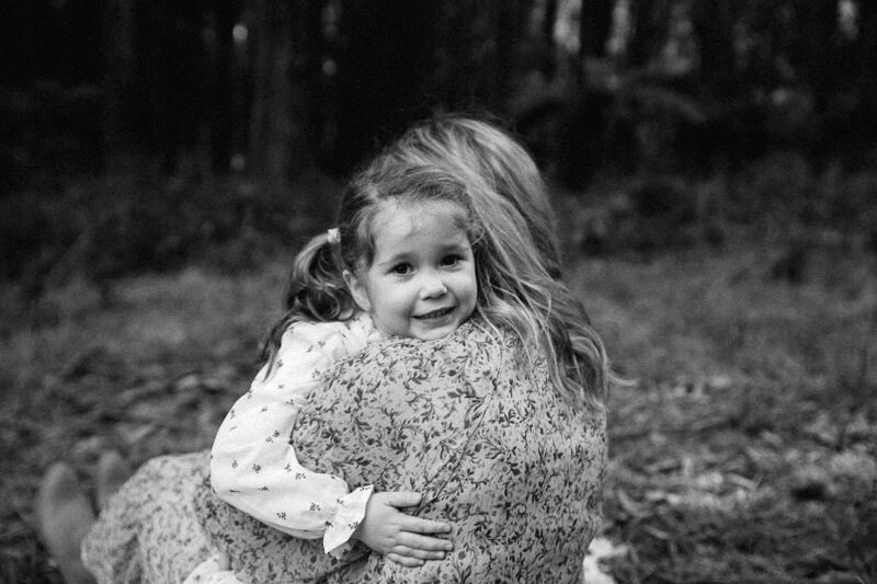 Family, Wedding & Newborn Photographer in Melbourne | Gill Juergens Photography | Family photos in Kallista, The Dandenong Ranges | Gill Juergens Photography