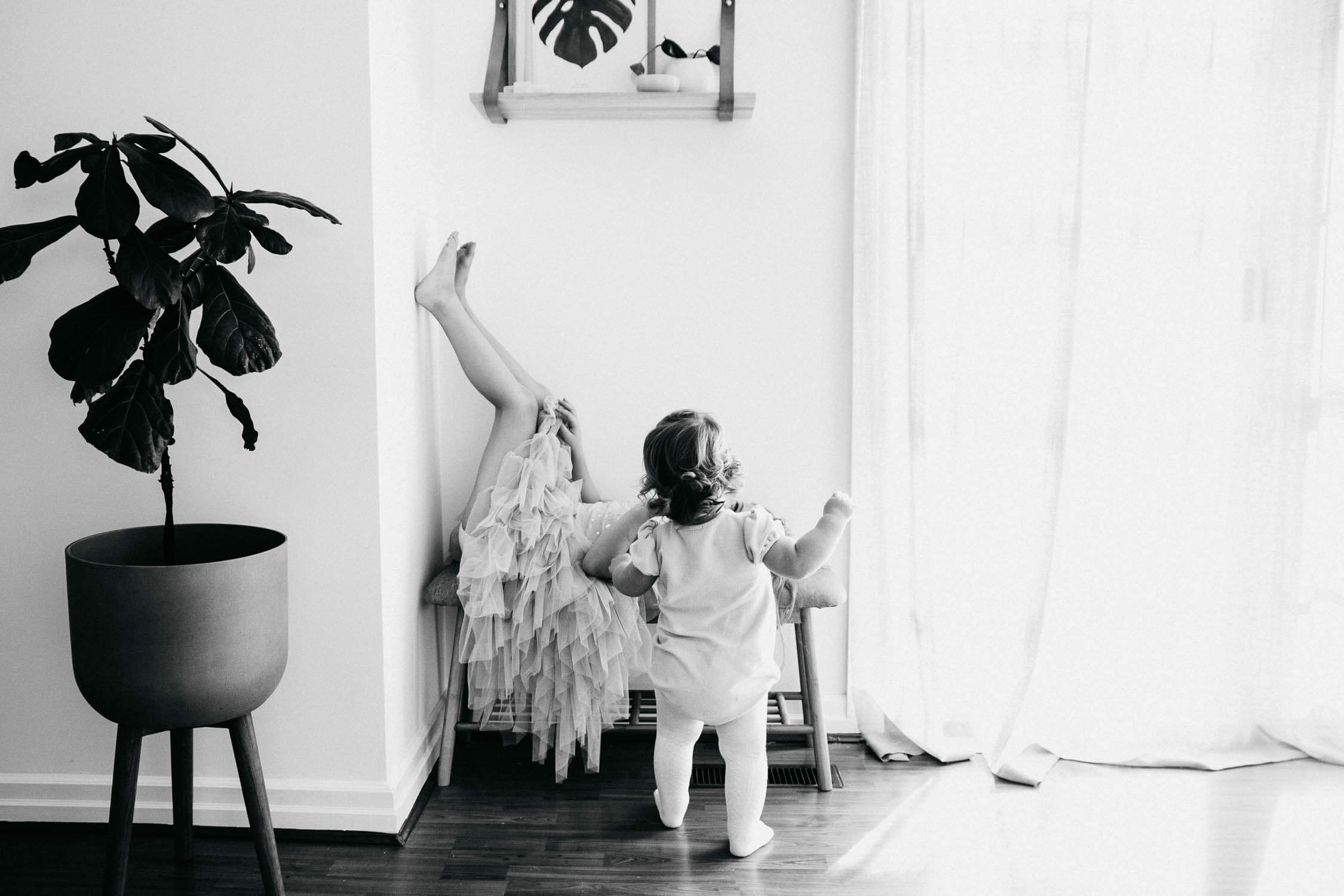 Family, Wedding & Newborn Photographer in Melbourne | Gill Juergens Photography | Idyllic in home lifestyle session | Gill Juergens Photography