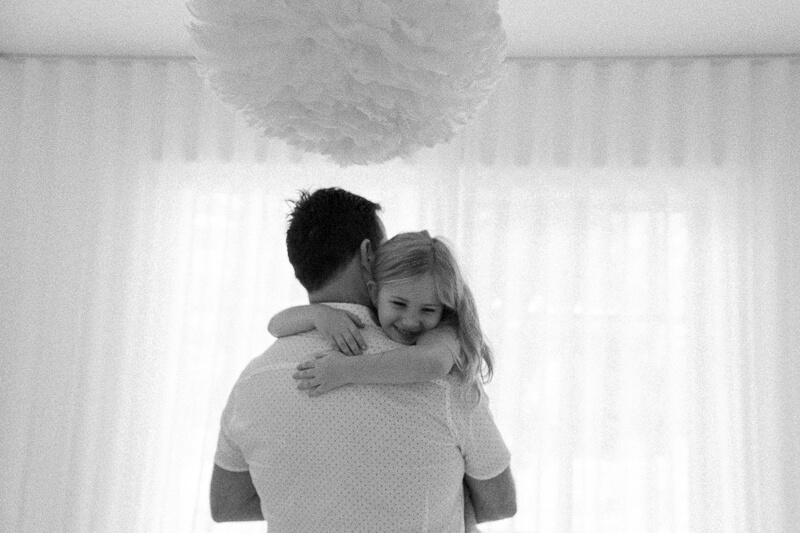 Family, Wedding & Newborn Photographer in Melbourne | Gill Juergens Photography | Idyllic in home lifestyle session with family photos in Melbourne | Gill Juergens Photography