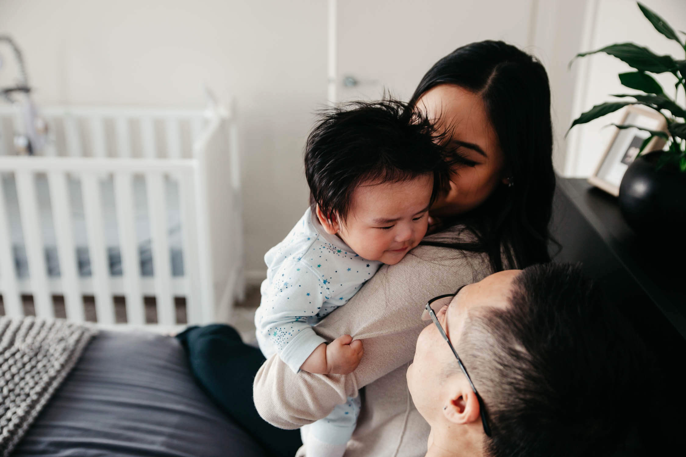 Family, Wedding & Newborn Photographer in Melbourne | Gill Juergens Photography | In home lifestyle fun | Gill Juergens Photography