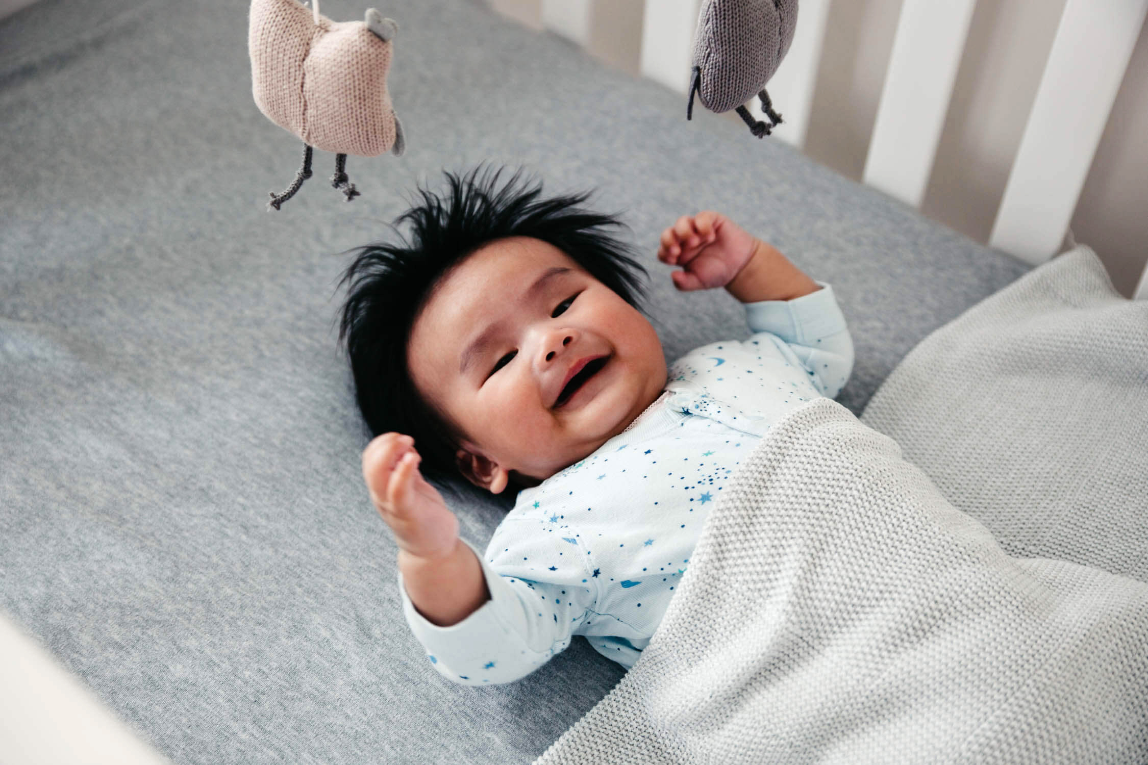 Family, Wedding & Newborn Photographer in Melbourne | Gill Juergens Photography | In home lifestyle fun | Gill Juergens Photography