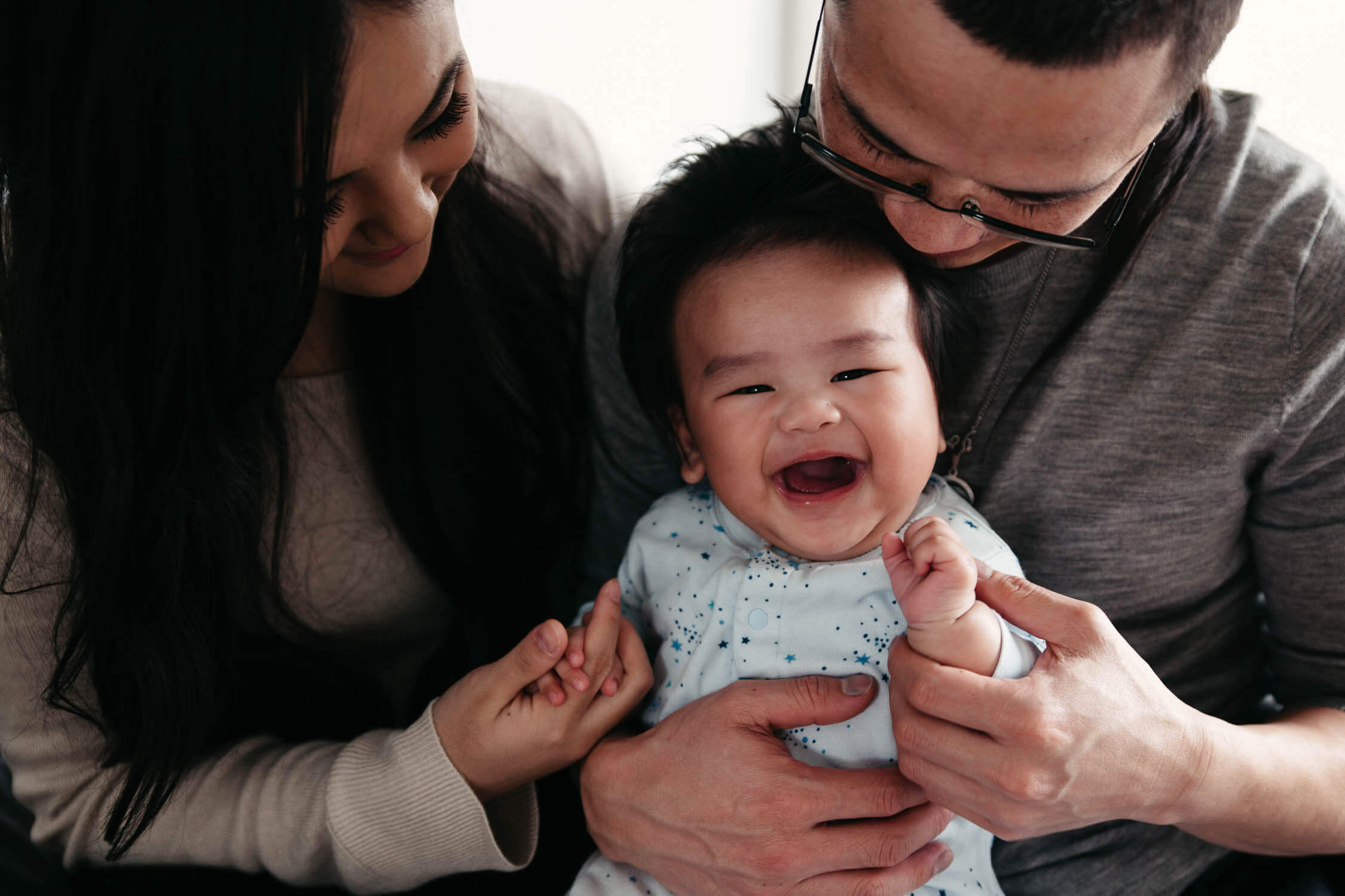 Family, Wedding & Newborn Photographer in Melbourne | Gill Juergens Photography | In home lifestyle fun | Gill Juergens Photography