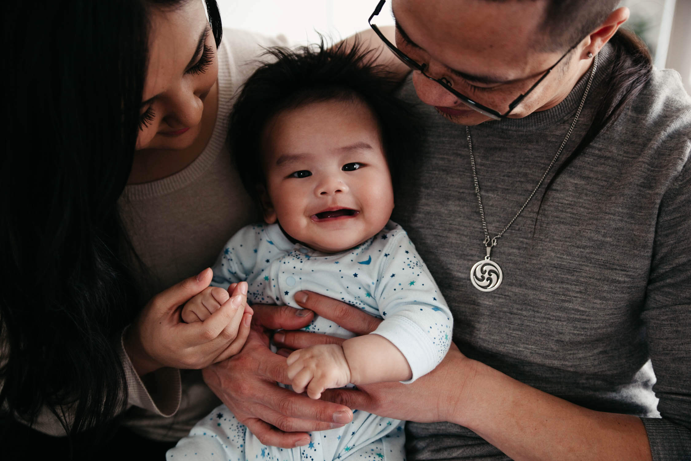 Family, Wedding & Newborn Photographer in Melbourne | Gill Juergens Photography | In home lifestyle fun | Gill Juergens Photography