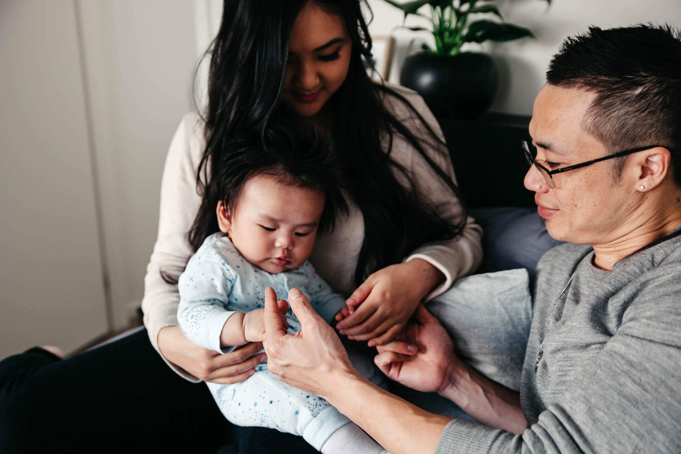 Family, Wedding & Newborn Photographer in Melbourne | Gill Juergens Photography | In home lifestyle fun | Gill Juergens Photography