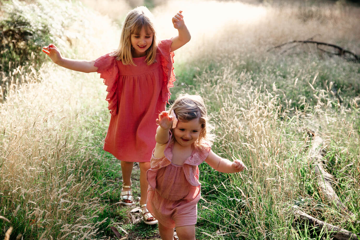 Family, Wedding & Newborn Photographer in Melbourne | Gill Juergens Photography | Magic at the foot of the hills | Gill Juergens Photography