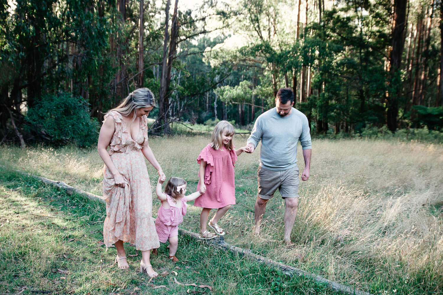 Family, Wedding & Newborn Photographer in Melbourne | Gill Juergens Photography | Magic at the foot of the hills | Gill Juergens Photography