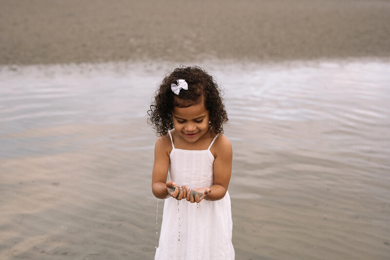 Family, Wedding & Newborn Photographer in Melbourne | Gill Juergens Photography | Family photos especially for mum and daugher | Gill Juergens Photography
