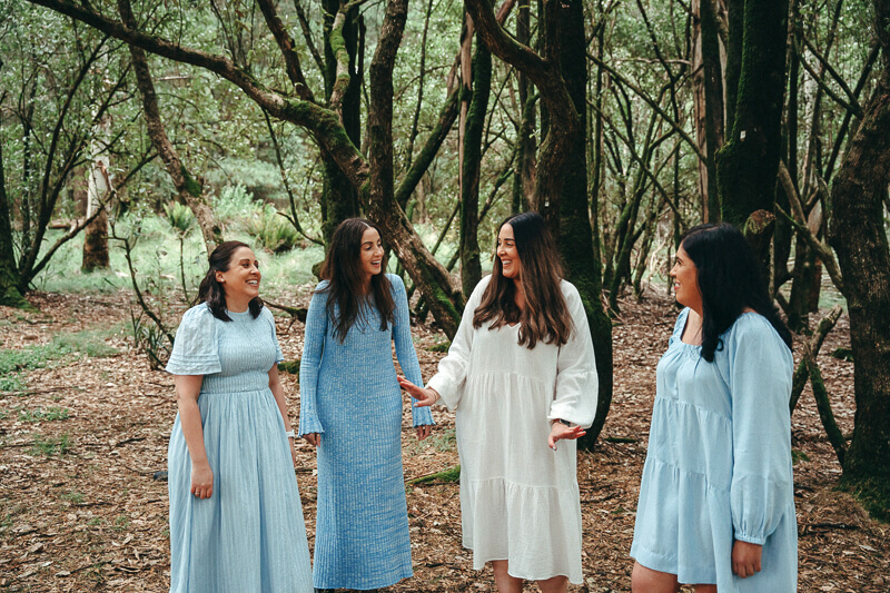 Family, Wedding & Newborn Photographer in Melbourne | Gill Juergens Photography | Extended family photos to gift to Mum | Gill Juergens Photography