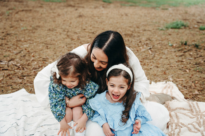 Family, Wedding & Newborn Photographer in Melbourne | Gill Juergens Photography | Extended family photos to gift to Mum | Gill Juergens Photography