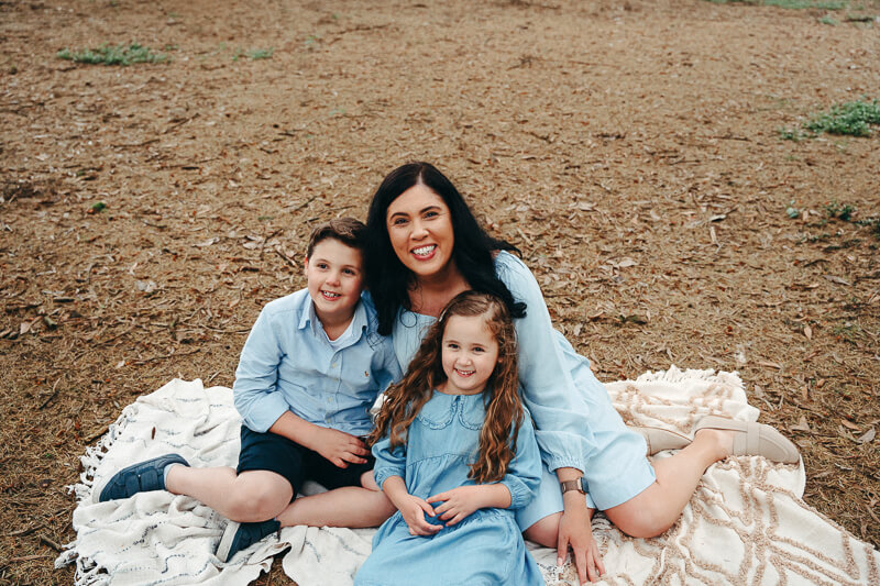 Family, Wedding & Newborn Photographer in Melbourne | Gill Juergens Photography | Extended family photos to gift to Mum | Gill Juergens Photography