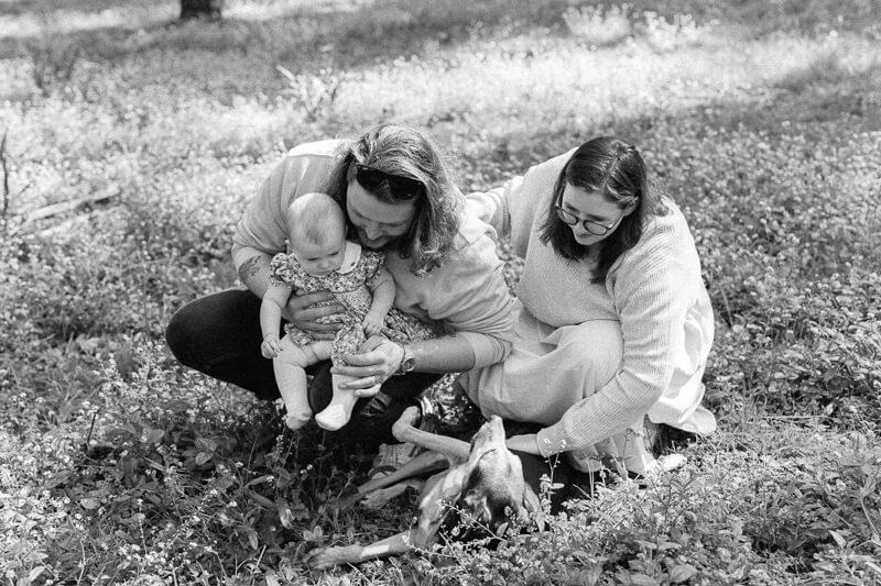 Family, Wedding & Newborn Photographer in Melbourne | Gill Juergens Photography | Spring family photos with baby June | Gill Juergens Photography