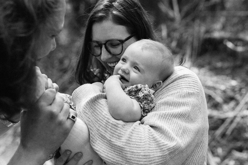 Family, Wedding & Newborn Photographer in Melbourne | Gill Juergens Photography | Spring family photos with baby June | Gill Juergens Photography