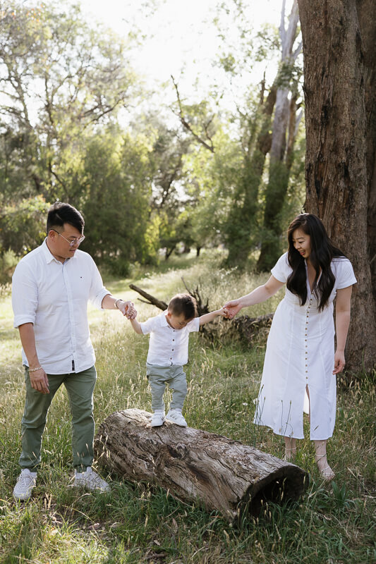 Family, Wedding & Newborn Photographer in Melbourne | Gill Juergens Photography | Family photos. A little fun and a little chaotic | Gill Juergens Photography