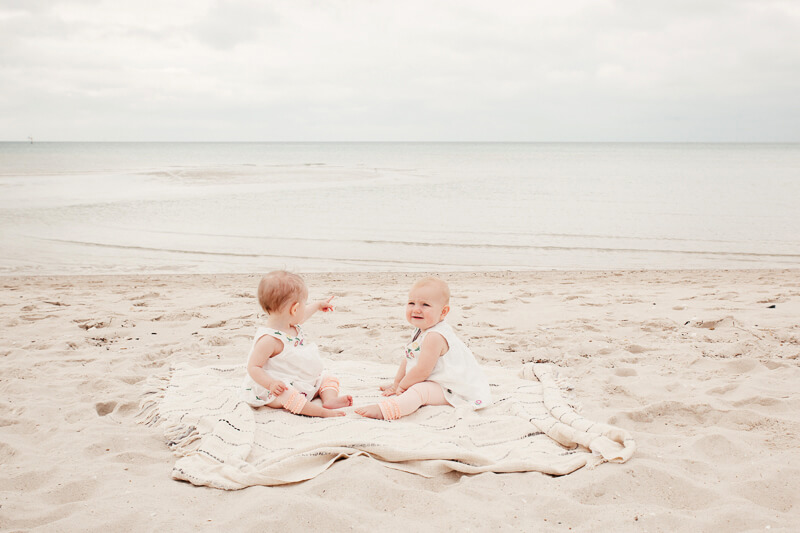 Summer evening fun at the beach in Melbourne | Gill Juergens Photography