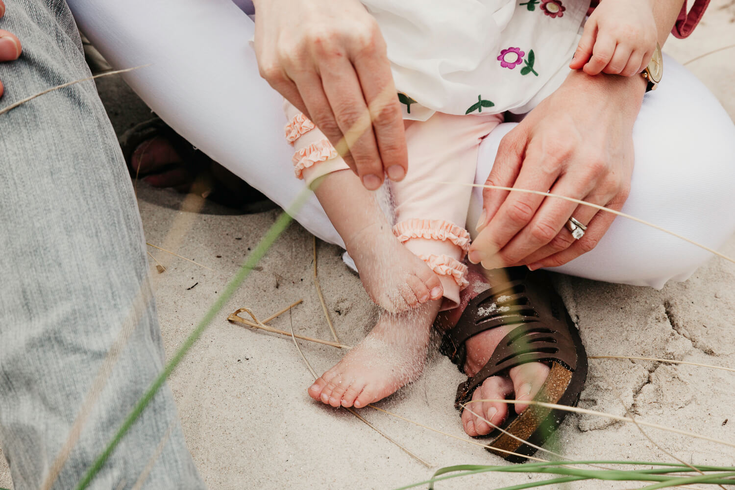 Family, Wedding & Newborn Photographer in Melbourne | Gill Juergens Photography | Summer evening fun | Gill Juergens Photography