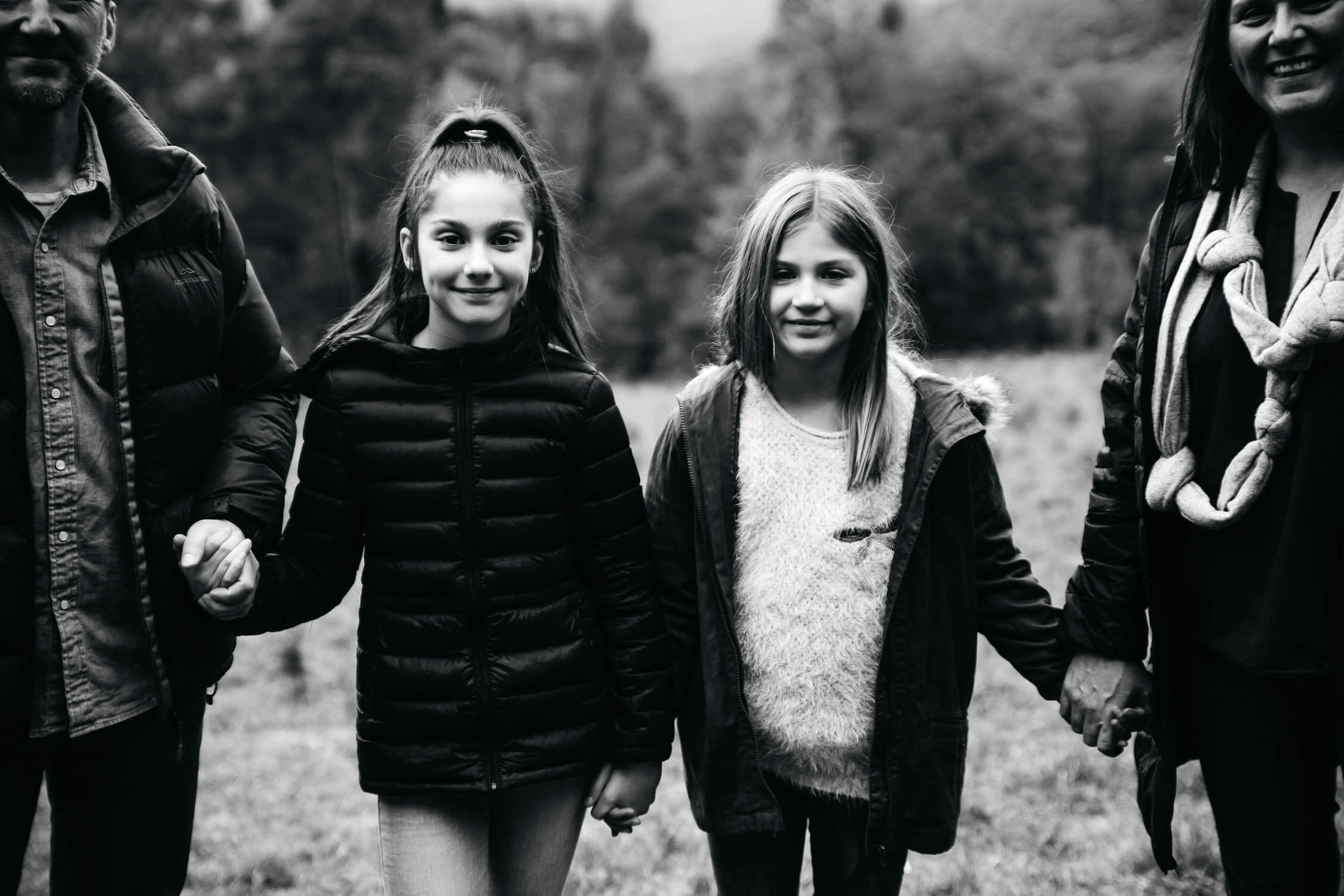 Family, Wedding & Newborn Photographer in Melbourne | Gill Juergens Photography | Winter fun in the hills | Gill Juergens Photography