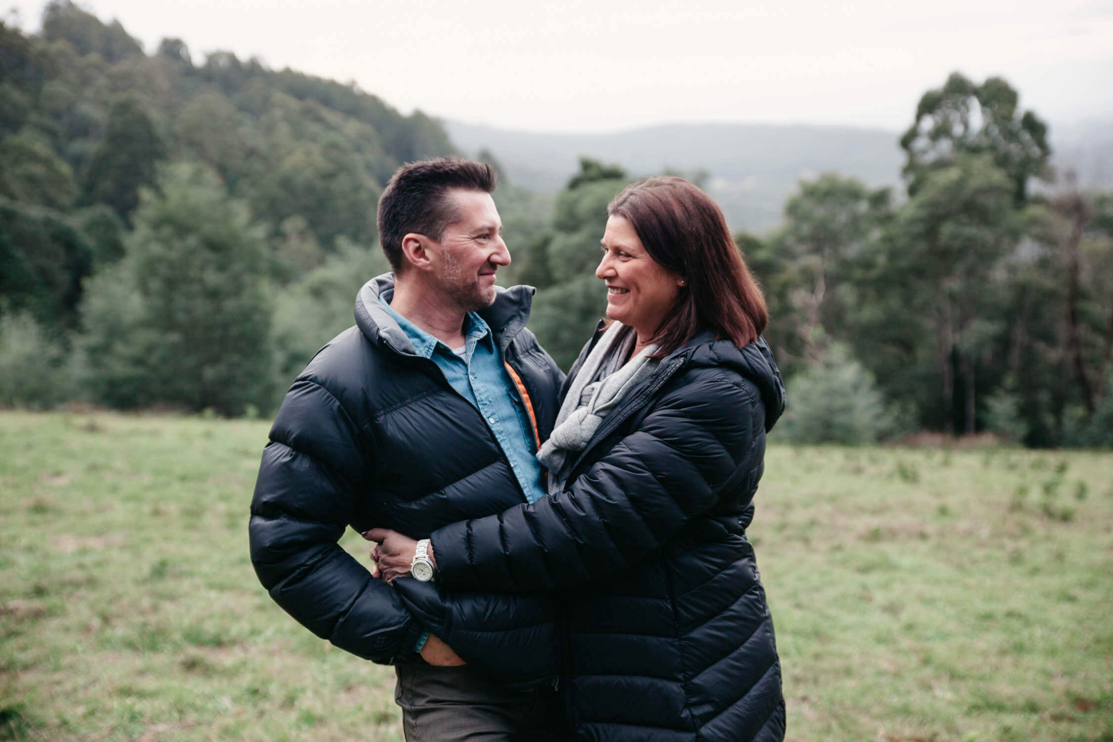 Family, Wedding & Newborn Photographer in Melbourne | Gill Juergens Photography | Winter fun in the hills | Gill Juergens Photography
