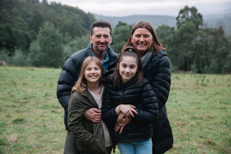Family, Wedding & Newborn Photographer in Melbourne | Gill Juergens Photography | Winter fun in the hills with family photos | Gill Juergens Photography