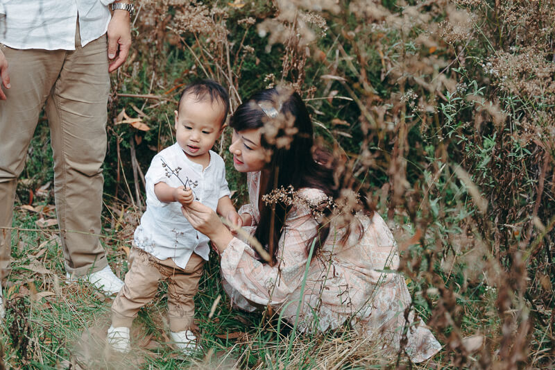 Family, Wedding & Newborn Photographer in Melbourne | Gill Juergens Photography | Fun family photos in the hills | Gill Juergens Photography