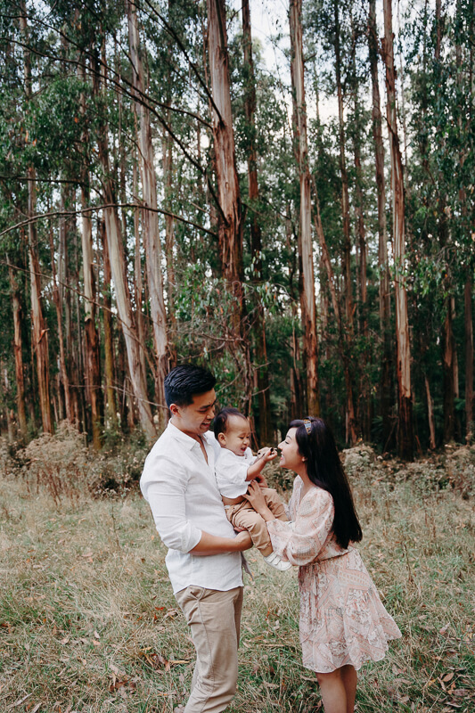 Family, Wedding & Newborn Photographer in Melbourne | Gill Juergens Photography | Fun family photos in the hills | Gill Juergens Photography