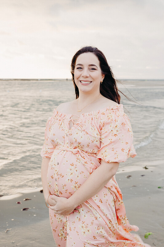Family, Wedding & Newborn Photographer in Melbourne | Gill Juergens Photography | Fun maternity photos at the beach | Gill Juergens Photography