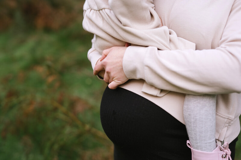 Family, Wedding & Newborn Photographer in Melbourne | Gill Juergens Photography | Family photos, baby bump included | Gill Juergens Photography