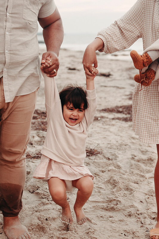 Family, Wedding & Newborn Photographer in Melbourne | Gill Juergens Photography | Outdoor newborn photos on the Mornington Peninsula coastline | Gill Juergens Photography