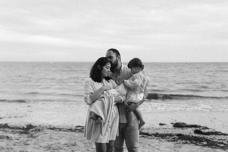 Family, Wedding & Newborn Photographer in Melbourne | Gill Juergens Photography | Outdoor newborn photos on the Mornington Peninsula coastline | Gill Juergens Photography