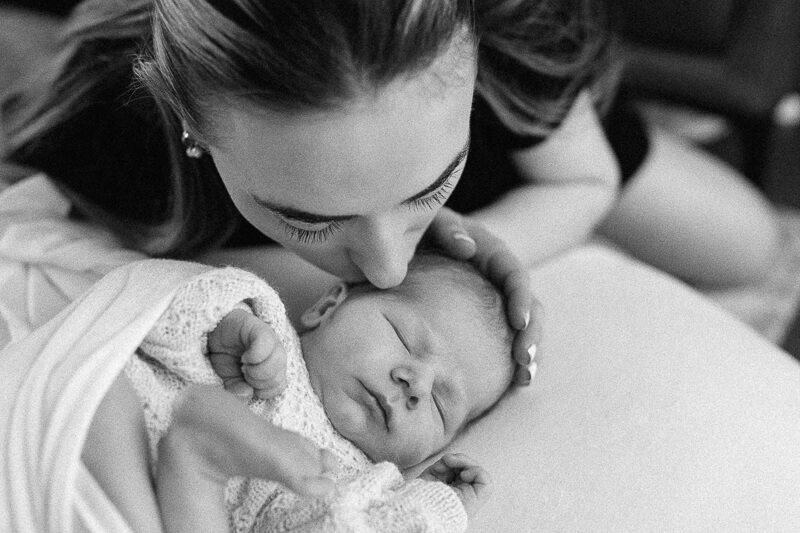 Family, Wedding & Newborn Photographer in Melbourne | Gill Juergens Photography | In home newborn photos for Charles | Gill Juergens Photography