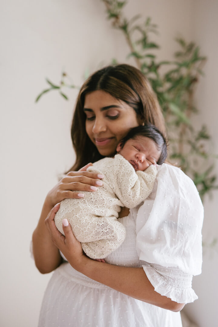 Family, Wedding & Newborn Photographer in Melbourne | Gill Juergens Photography | Melbourne Newborn Photographer, relaxed In-home Newborn Photos | Gill Juergens Photography