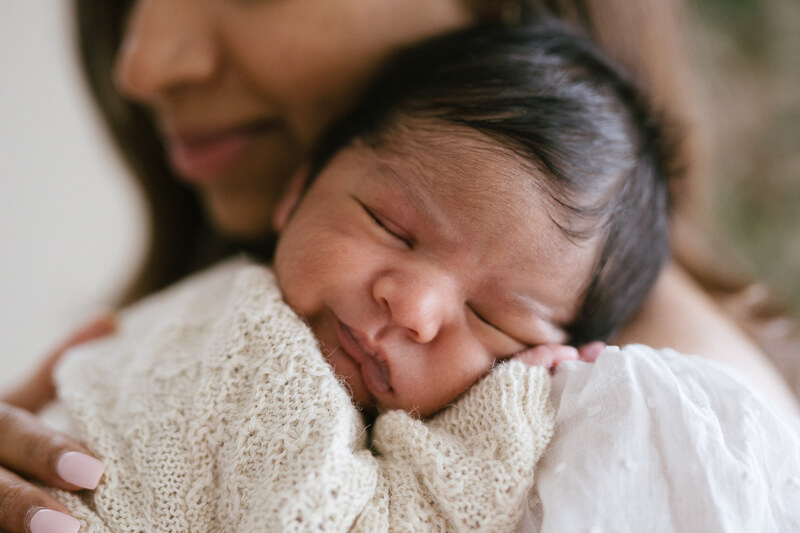 Family, Wedding & Newborn Photographer in Melbourne | Gill Juergens Photography | Melbourne Newborn Photographer, relaxed In-home Newborn Photos | Gill Juergens Photography