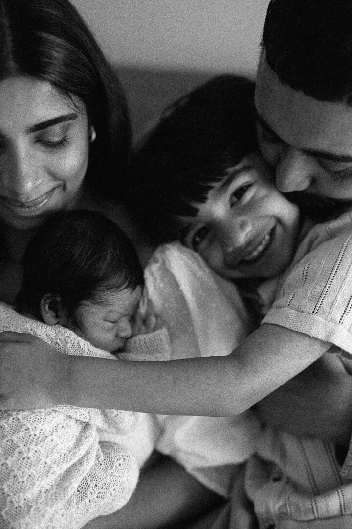Family, Wedding & Newborn Photographer in Melbourne | Gill Juergens Photography | Melbourne Newborn Photographer, relaxed In-home Newborn Photos | Gill Juergens Photography