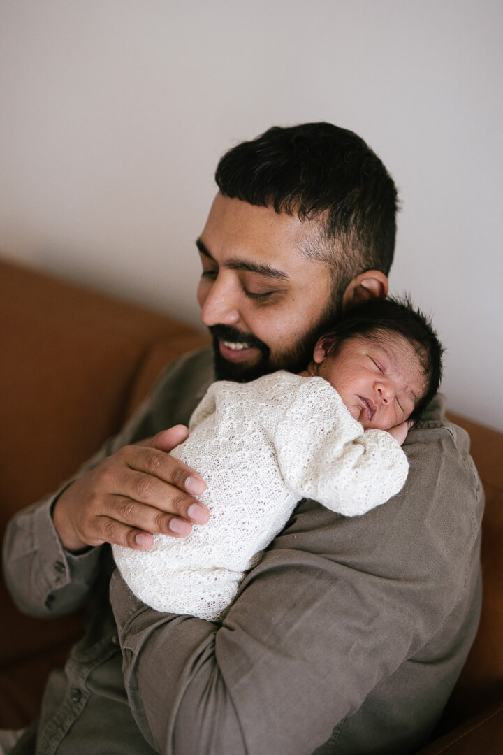 Family, Wedding & Newborn Photographer in Melbourne | Gill Juergens Photography | Melbourne Newborn Photographer, relaxed In-home Newborn Photos | Gill Juergens Photography