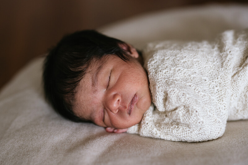 Family, Wedding & Newborn Photographer in Melbourne | Gill Juergens Photography | Melbourne Newborn Photographer, relaxed In-home Newborn Photos | Gill Juergens Photography